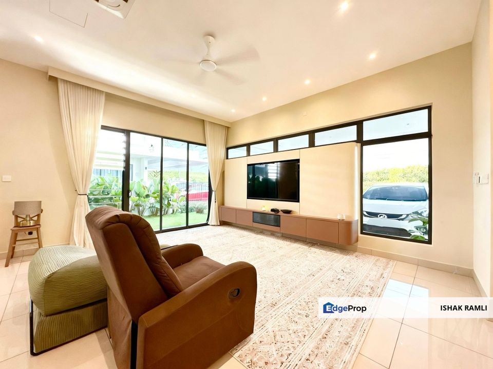 Elmina Green The Eighth, City of Elmina Double Storey Semi-D House for sale RENOVATED, Selangor, Sungai Buloh