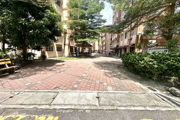 Pangsa Murni Titiwangsa Keramat Jaya 2, Off Jalan Gurney, Kuala Lumpur For Sale Lower Level