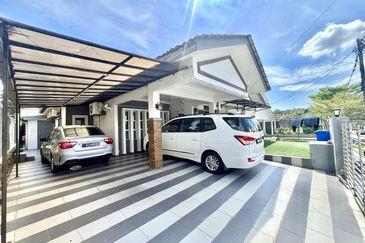 Desa Subang Permai, Seksyen U6, Shah Alam Single Storey Bungalow For Sale Renovated Cantik