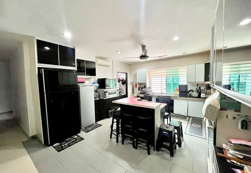 Desa Subang Permai, Seksyen U6, Shah Alam Single Storey Bungalow For Sale Renovated Cantik