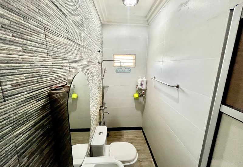 Desa Subang Permai, Seksyen U6, Shah Alam Single Storey Bungalow For Sale Renovated Cantik