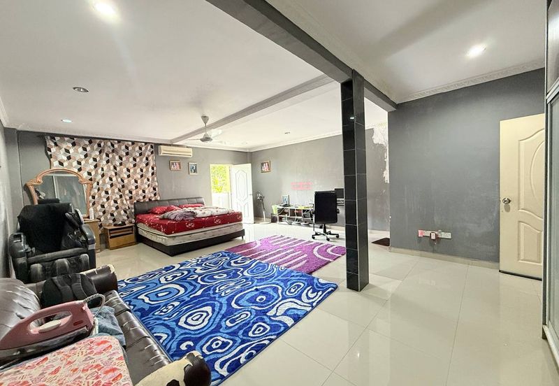 Taman Saujana Puchong