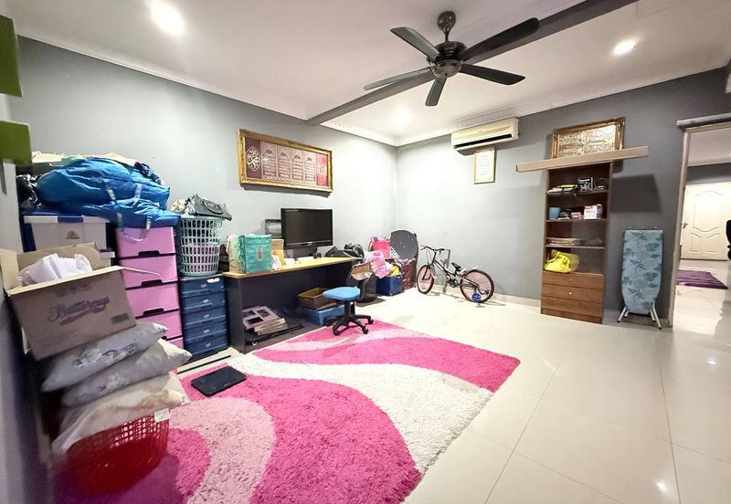 Taman Saujana Puchong