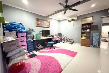 Taman Saujana Puchong