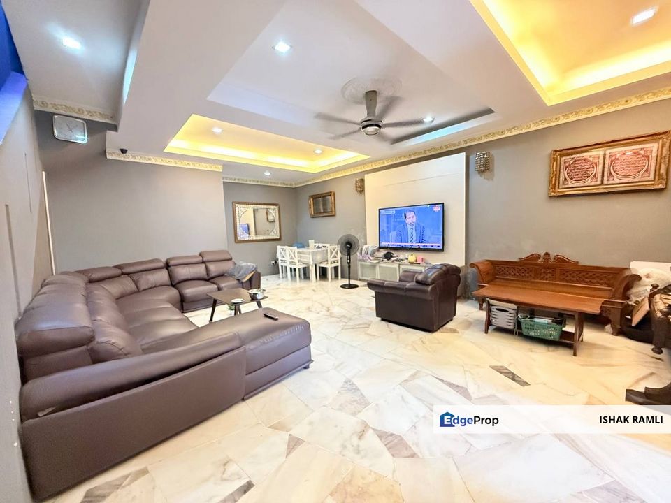 Taman Saujana Puchong 1, Puchong Double Storey Terrace House For Sale Fully Renovated, Selangor, Puchong South