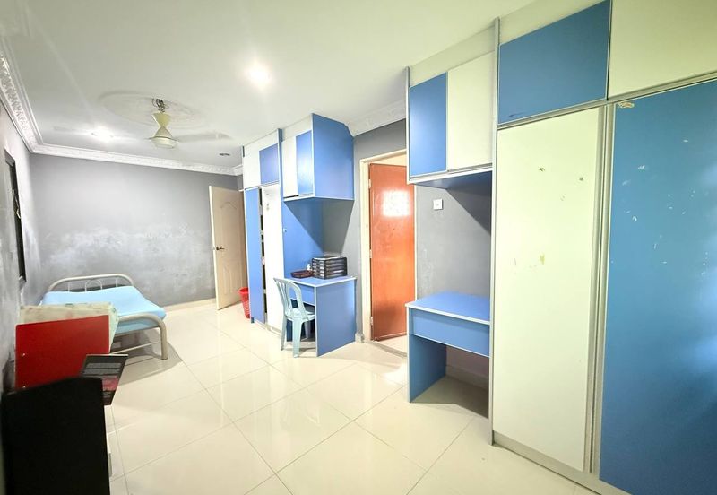 Taman Saujana Puchong