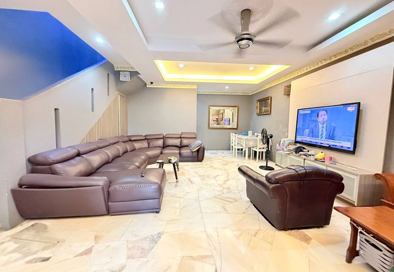 Taman Saujana Puchong