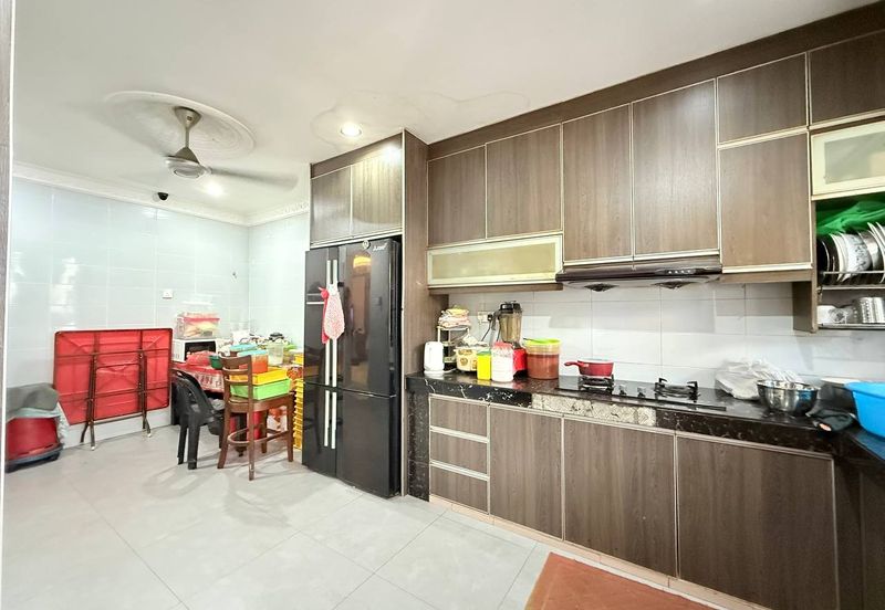 Taman Saujana Puchong