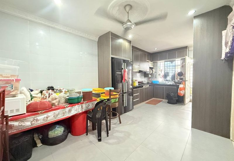 Taman Saujana Puchong