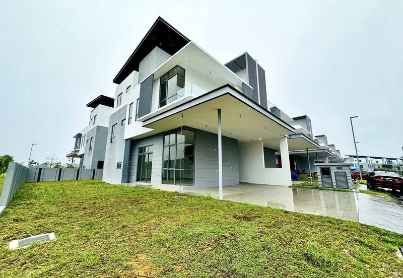 Broadleaf Residences, Hometree