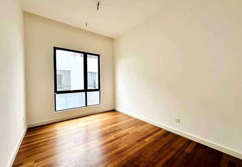 Broadleaf Residences, Hometree