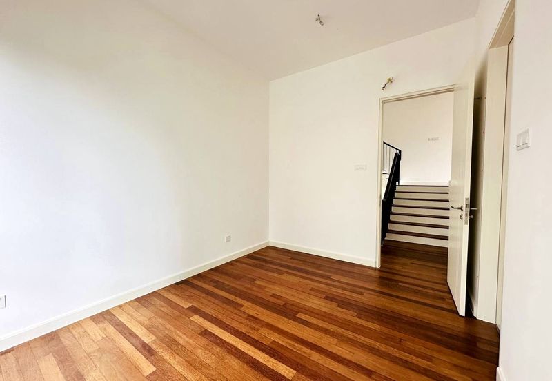 Broadleaf Residences, Hometree