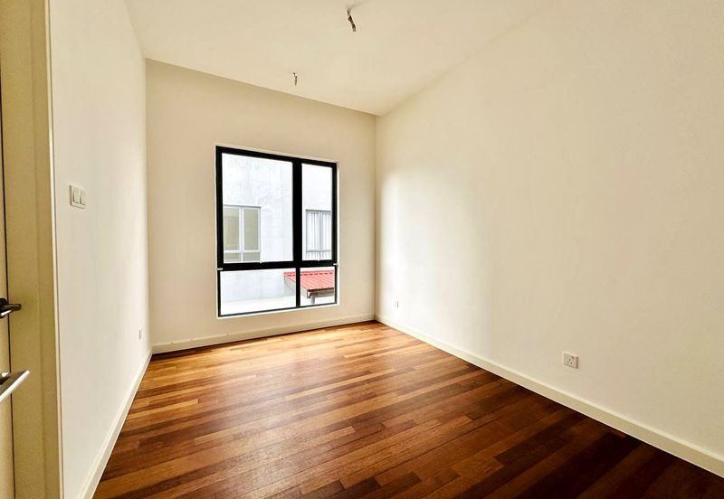 Broadleaf Residences, Hometree