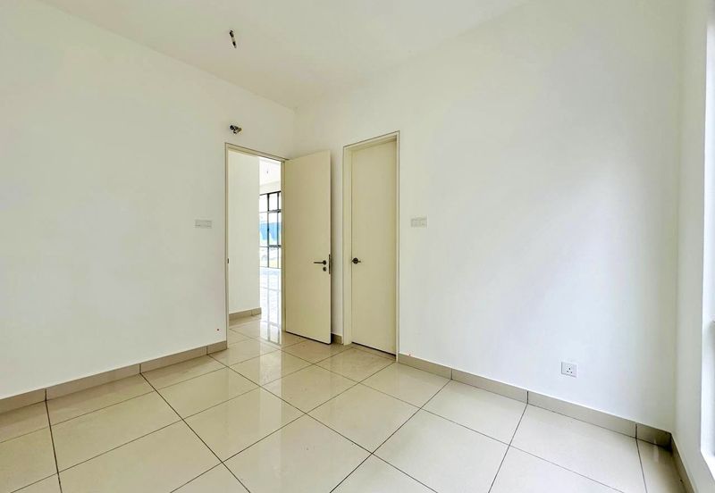 Broadleaf Residences, Hometree