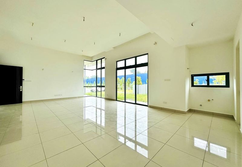 Broadleaf Residences, Hometree