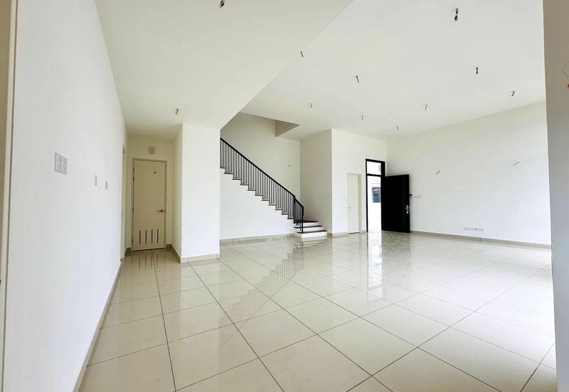 Broadleaf Residences, Hometree