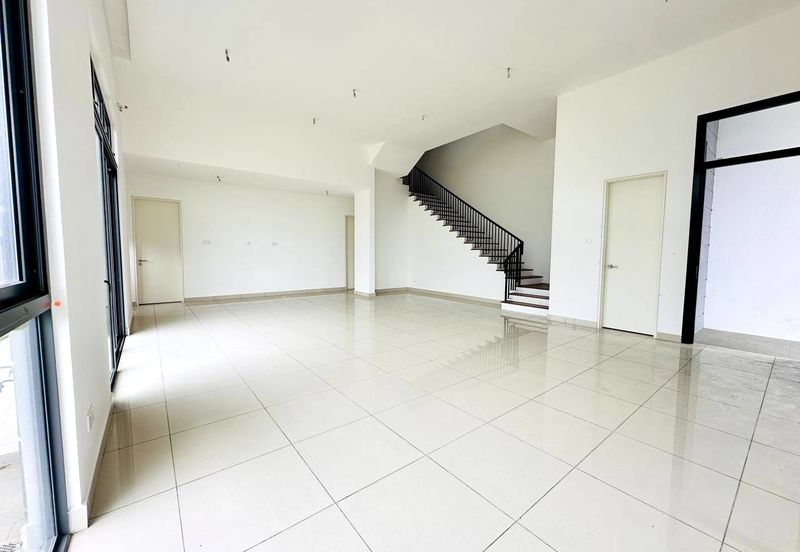 Broadleaf Residences, Hometree