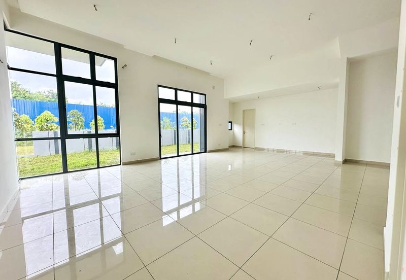 Broadleaf Residences, Hometree