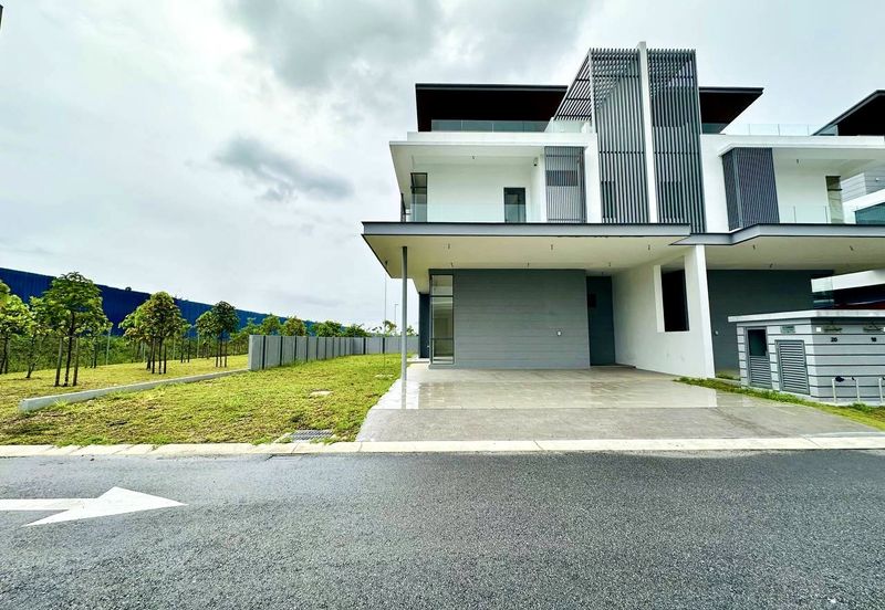 Broadleaf Residences, Hometree