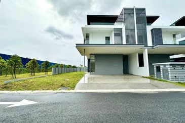 Broadleaf Residences, Hometree