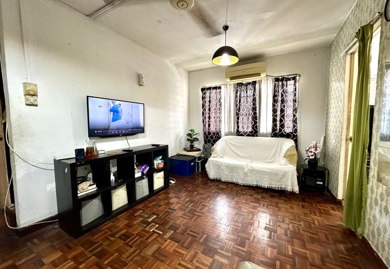 Flat PKNS Seksyen 8