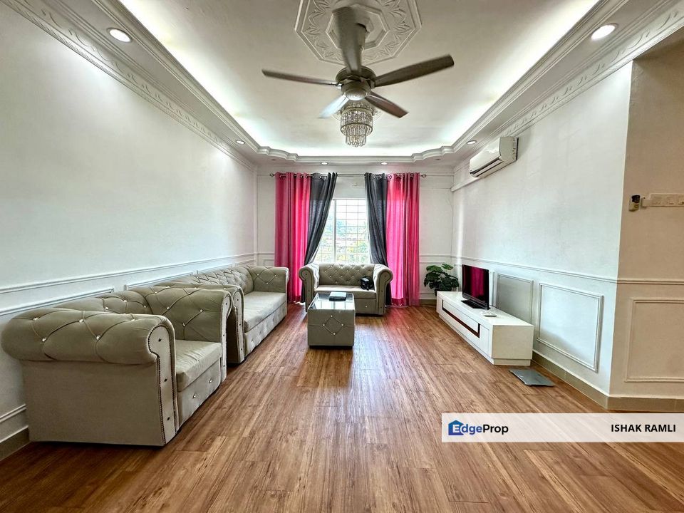 Juta Mines Condominium, Seri Kembangan For Sale Corner Lot Low Level, Selangor, Seri Kembangan