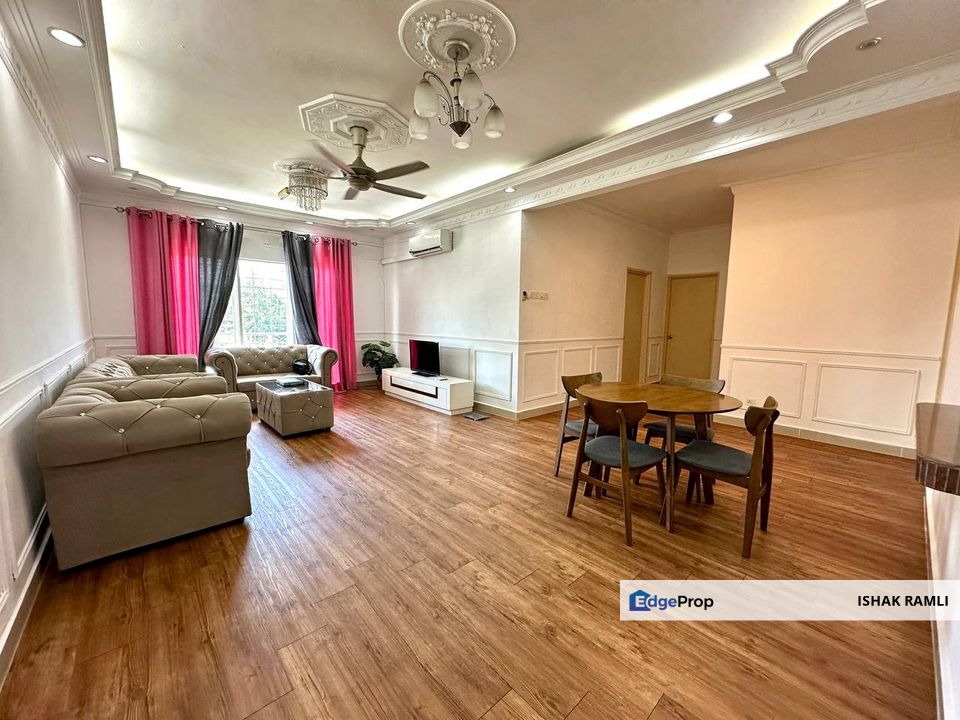 Juta Mines Condominium, Seri Kembangan For Sale Corner Lot Low Level, Selangor, Seri Kembangan