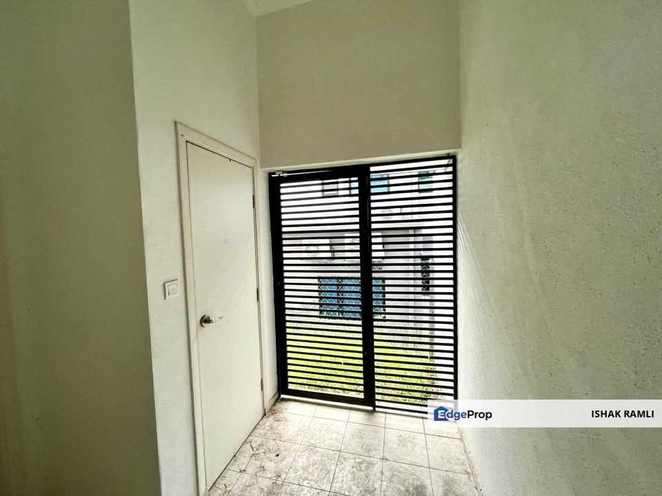 Cahaya Alam, Seksyen U12. Shah Alam Double Storey Superlink House For Sale Facing Open, Selangor, Shah Alam