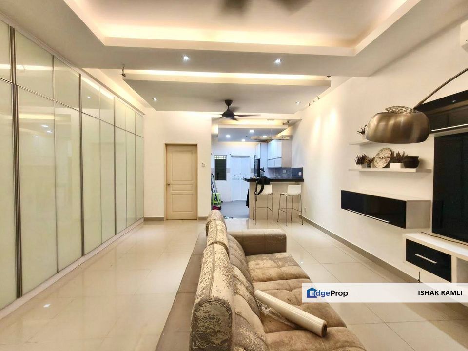 Seri Pristana, Saujana Utama Double Storey Terrace House For Sale Renovated, Selangor, Sungai Buloh