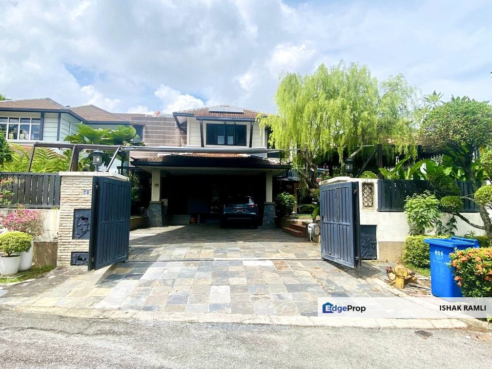 Subang Bestari, Seksyen U5, Shah Alam Double Storey Semi-D House For sale Renovated and Extended Kitchen Area, Selangor, Shah Alam