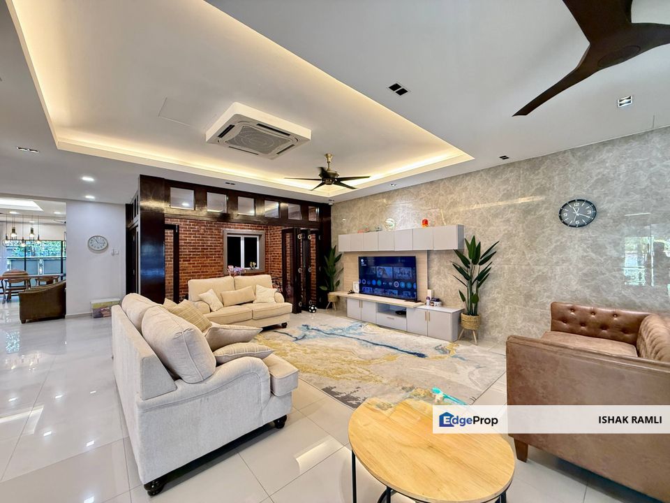 Denai Alam, Shah Alam Double Storey Superlink House For Sale Renovated and Extended, Selangor, Shah Alam