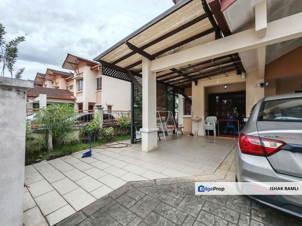 Double Storey Terrace House END LOT Sunway Kayangan,Seksyen U9, Shah Alam TERMURAH, Selangor, Shah Alam