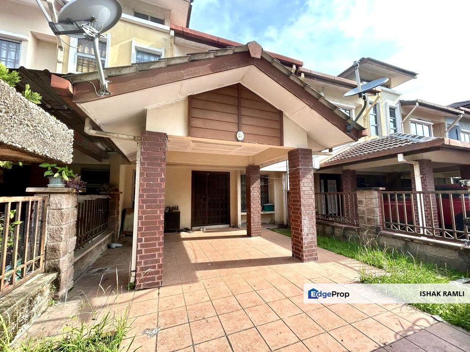 Double Storey Terrace House Bukit Jelutong FREEHOLD & TERMURAH, Selangor, Shah Alam