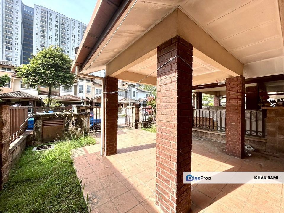 Double Storey Terrace House Bukit Jelutong FREEHOLD & TERMURAH, Selangor, Shah Alam