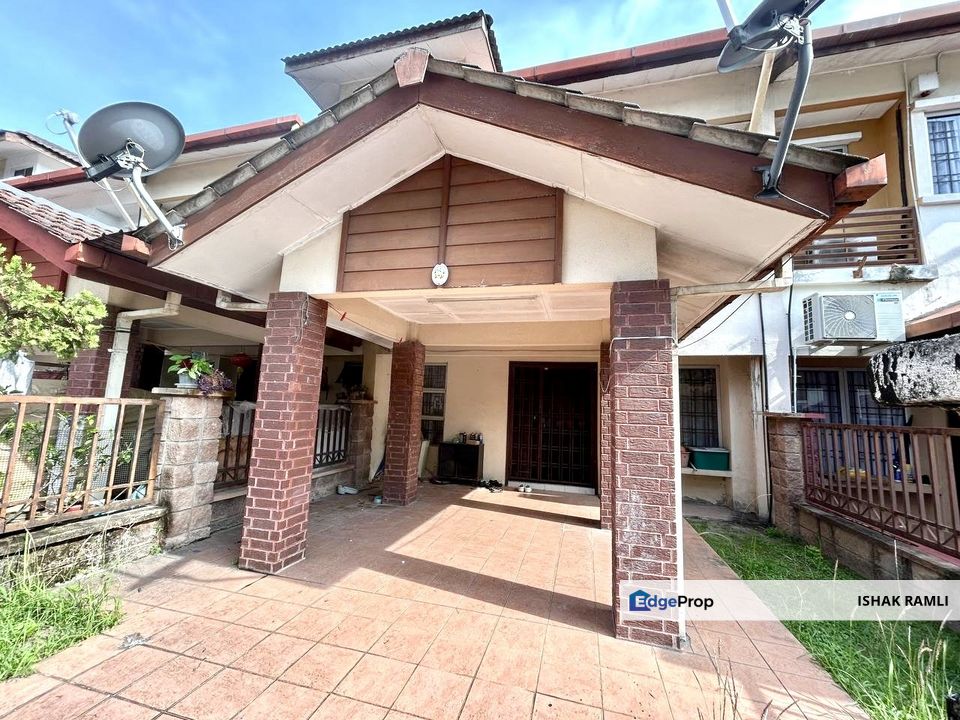 Double Storey Terrace House Bukit Jelutong FREEHOLD & TERMURAH, Selangor, Shah Alam