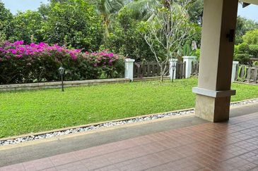 Tropicana Golf & Country Resort