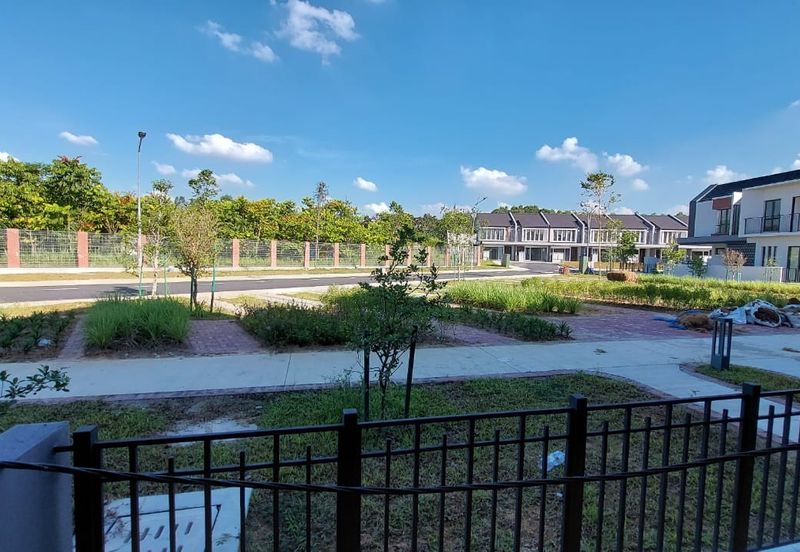 2 Sty link house @ Ilham Residence, Elmina East, Shah Alam for sale