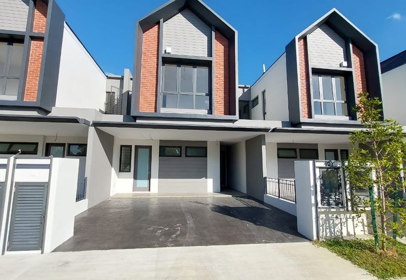 2 Sty link house @ Ilham Residence, Elmina East, Shah Alam for sale