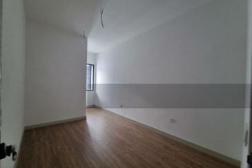 Elmina Green Three @ City of Elmina