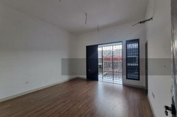 Elmina Green Three @ City of Elmina