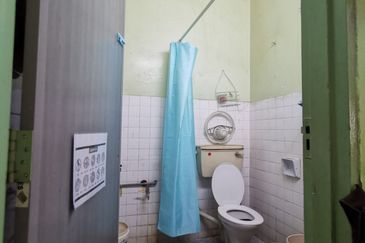 2 sty Corner link house at Jalan Sentul Bahagia for Sale