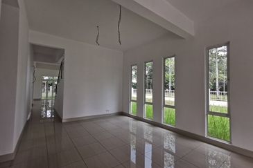 Villa Heights @ Equine Park