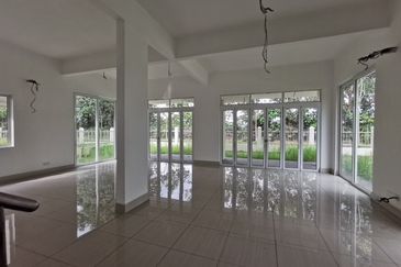 Villa Heights @ Equine Park