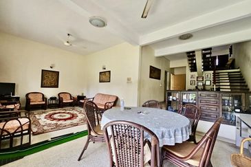 Bangsar, Lucky Garden , 2 sty Semi Detached for Sale 