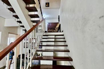 Bangsar, Lucky Garden , 2 sty Semi Detached for Sale 