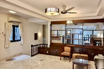 Bangsar, Taman SA . 2 sty  Super Link house  