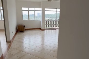 Perdana Exclusive Condominium