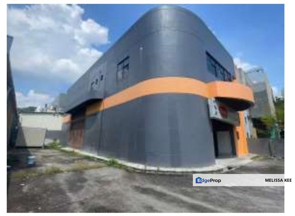 Below market price - Windmill Upon Hills Serviced Residence for Sale , Pahang, Genting Highlands