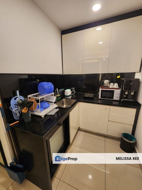 Below market price - Windmill Upon Hills Serviced Residence for Sale , Pahang, Genting Highlands