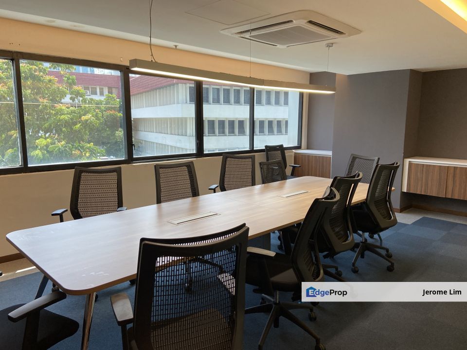 Plaza Zurich - Fully Fitted 45pax Workstation , Kuala Lumpur, Damansara Heights